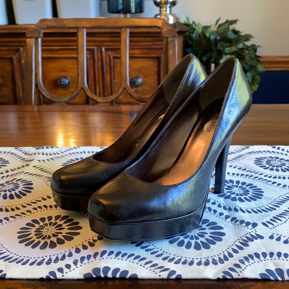 💥New W/O Box💥 Nine West Black platform pump